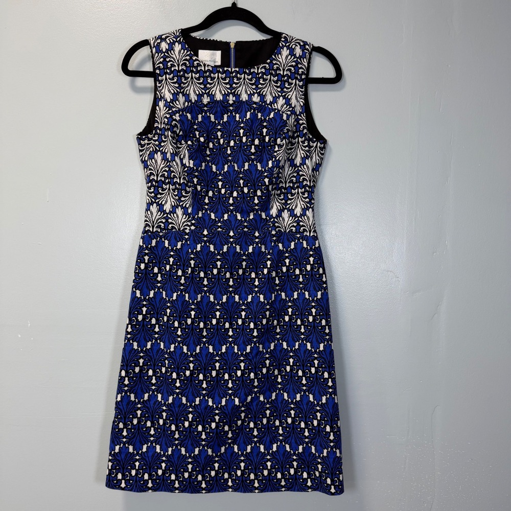 Donna Morgan Blue White Damask Fleur De Lis Sheath Dress Size 8 Sleeveless Zip